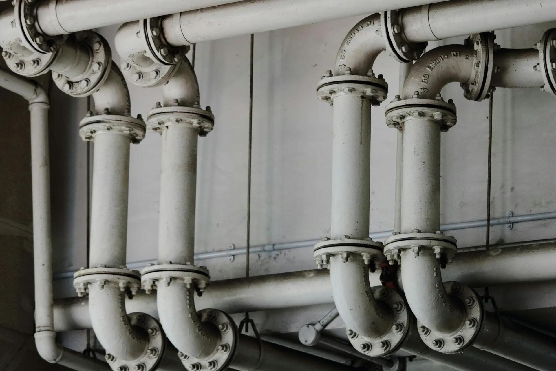 Wymiana instalacji wodnej – blok czy dom jednorodzinny? Typowe pułapki w świętokrzyskim – zdjęcie z realizacji Hydroflex